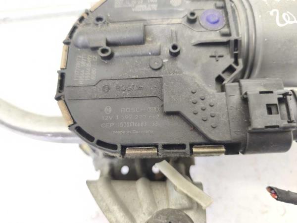 MOTEUR D ESSUIE GLACE VW - Vue 3